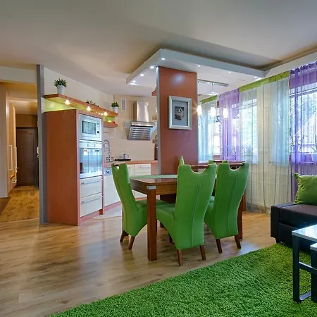 Blisko Wszędzie Apartament *